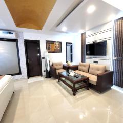 Hotel The Daanish Residency - Karol Bagh