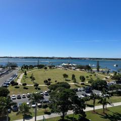 Ocean View Apartment at the heart of Gold Coast