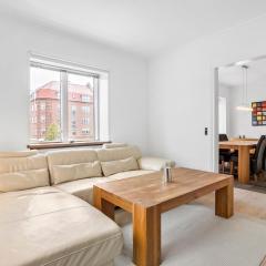 Cozy 2-Bed Apartment in Aalborg