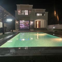 Belle Villa Avec Piscine sans vis a vis