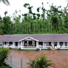 Jungle Greens Homestay - Water Activities, 150Y Estate, Home Food