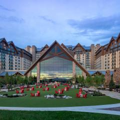 Gaylord Rockies Resort & Convention Center