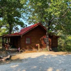 Cozy Cabin at Bear Mountain Log Cabins