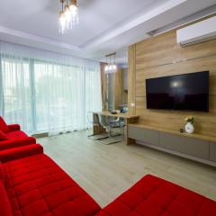 Red Luxury Apartment Lake On