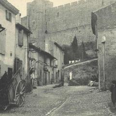 Maison des Remparts nichée sous la Cité