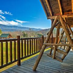 Spectacular MTNS Views with PRIVATE HOT TUB with Pool Table and Private Pond