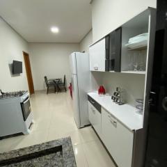 Flat Davisis 3 - PX da JK e Centro