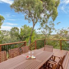 Poppies Cottage - Cooee Bay Beachside Retreat