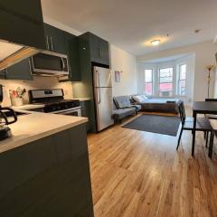 Deluxe Studio minutes from NYC!