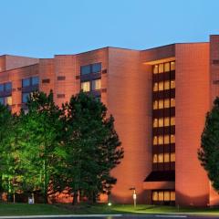 DoubleTree by Hilton Lisle Naperville