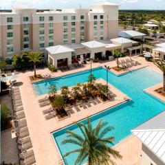 TownePlace Suites Orlando at FLAMINGO CROSSINGS® Town Center/Western Entrance