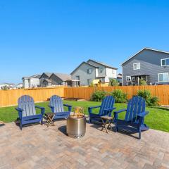 Mead Vacation Rental Fenced Backyard and Fire Pit!