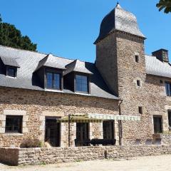 Petit Manoir Proche Dinan