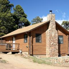 Lazy R Cottages- 17 cabin