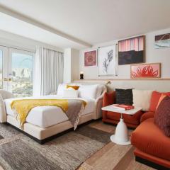 Virgin Hotels Las Vegas, Curio Collection by Hilton