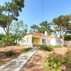 Sintra V4 house with garden in Colares