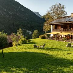 Hotel & Chalets Lampllehen