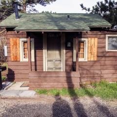 Triple R Cottages- 4 cabin