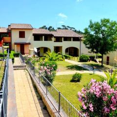 ISA-Apartments 4 beds, ground floor with private outdoor area, in Residence with swimming-pool