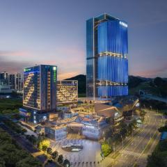 Holiday Inn Express Shenzhen Guangming Cloud Park, an IHG Hotel