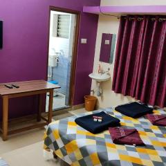 DANDELI CROCODILE EDGE HOME STAY