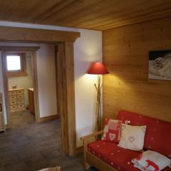 Appartement lumineux 2 chambres, 5 pers, Wi-Fi, parking privatif, terrasse Sud, proche centre et ski - FR-1-671-92