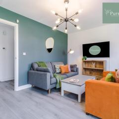 Designer House in Manchester Near Stadium with Wi-Fi & Parking by PureStay Short Lets & Serviced Accommodation