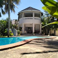 Diani Hideaway Beach Villa