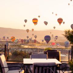 Cappadocia Fairy Chimneys Selfie Cave Hotels - Special Class