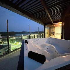 Toque a Campainha - Cobertura JACUZZI BEIRA MAR