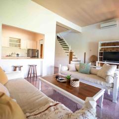 Canggu Beach Condo: 2 floors, balcony and pool