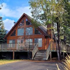 Pine Cone Cabin by FantasticStay