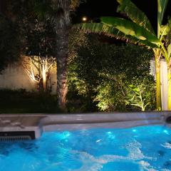 Unique! jacuzzi privé 35°C + cinéma Villa entière