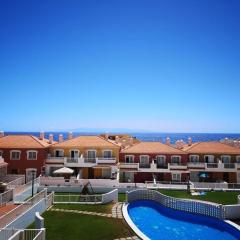 Apartment am Meer mit Pool