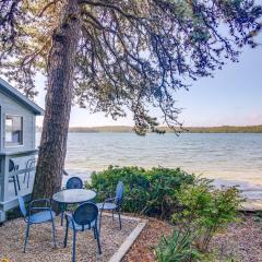 Quiet Plymouth Cottage on Great South Pond!