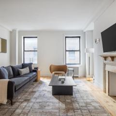 Midtown 2br w elevator wd nr Central Park NYC-1248