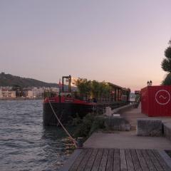 LA PENICHE - Bed And Bicycle - Vienne