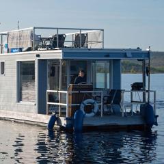 SeeHausboot/Geiseltalsee inkl. 2 SUPs und Kanu