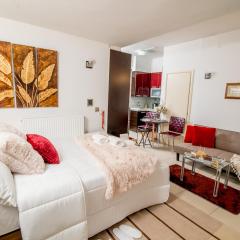 Comfy and Cosy Basement Studio Kalamata