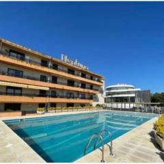 Apartamento céntrico Playa de Aro con piscina.