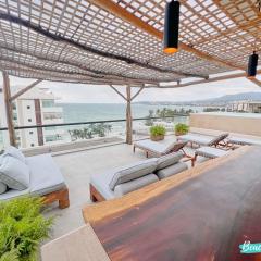 Arenka - 2BR w Private Pool & Sunset Rooftop