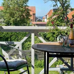 Charming Holiday Apartment In Central Stege