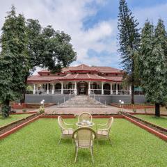 SaffronStays Mosaic - 4 Bedroom Heritage Villa With Large Lawns In Khandala