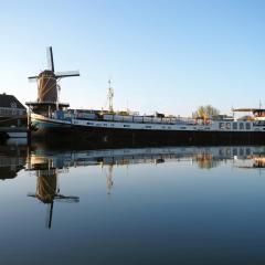 Hotelboat Allure Groningen