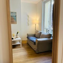 Dream Dwell Paris-Cozy historic appartement near Exelmans in 16th District Paris