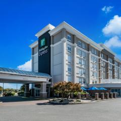 Holiday Inn Express Hotels- Hampton, an IHG Hotel