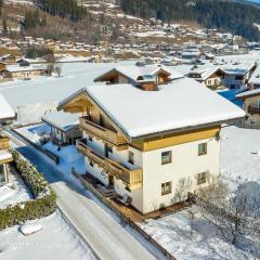 apartment Eva in Wald im Pinzgau with balcony