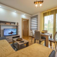 Apartmani Oktobar 06