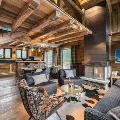 Chalet de Luxe à Val d'Isère avec Jacuzzi et Hammam - FR-1-567-8