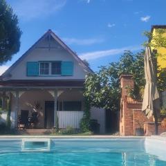 Zamardi private villa with own pool and huge garden, 150m to longest free beach at Balaton